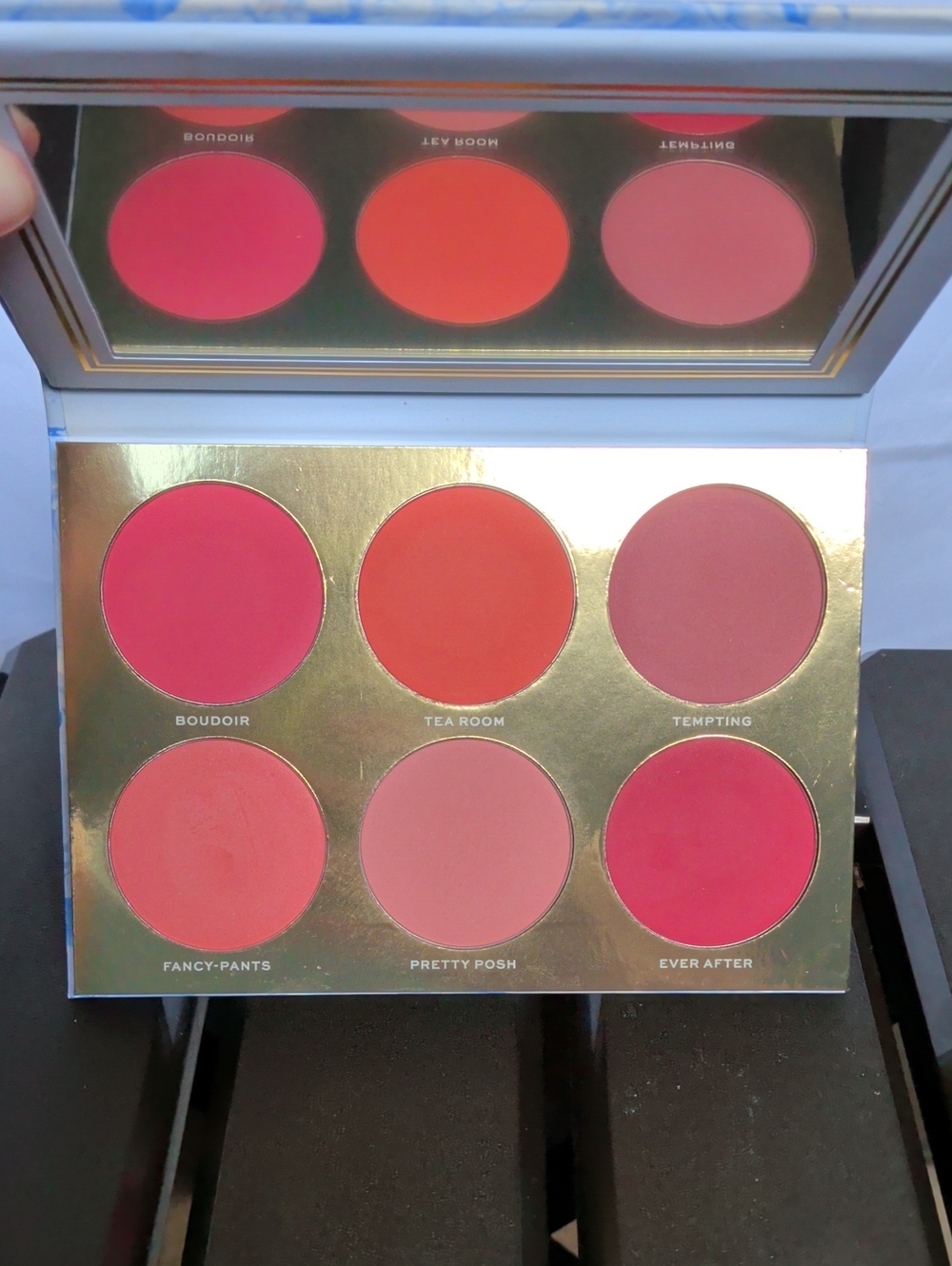 Jaclyn Hill Rouge Romance Blush Palette - Pink & Coral Shades